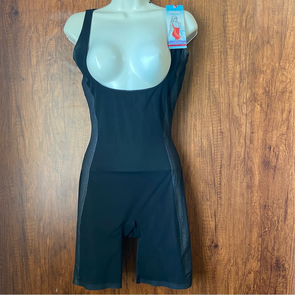 Spanx Red Hot Luxe & Lean Open Bust Mid-Thigh Bodysuit X-Large Black NEW